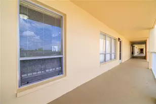 9000 Commodore Dr, Seminole, FL 33776 - Photo 43