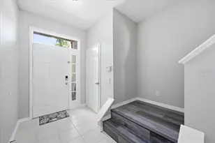 752 Vallance Way NE, Saint Petersburg, FL 33716 - Photo 5