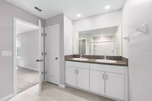 7217 Ronnie Gardens Ct, Tampa, FL 33619 - Photo 19