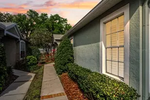 5721 Heronpark Pl, Lithia, FL 33547 - Photo 7