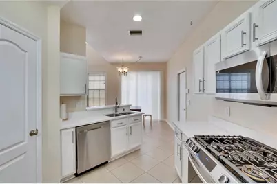 9105 Crystal Commons Way, Tampa, FL 33626 - Photo 17