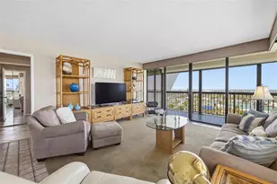 9495 Blind Pass Rd, Saint Pete Beach, FL 33706 - Photo 5