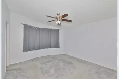 38992 Stapley Circle, Zephyrhills, FL 33540 - Photo 21