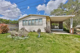 38992 Stapley Cir, Zephyrhills, FL 33540 - Photo 3