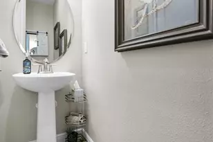 1001 Starboard Ct, Oldsmar, FL 34677 - Photo 21