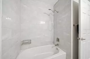 1023 Idlewild Dr N, Dunedin, FL 34698 - Photo 35