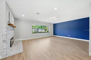 1023 Idlewild Dr N, Dunedin, FL 34698 - Photo 9