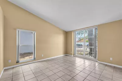 4704 Lighterwood Way, Valrico, FL 33596 - Photo 15