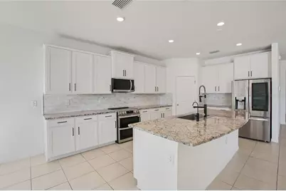 10747 Laxer Cay Loop, San Antonio, FL 33576 - Photo 15