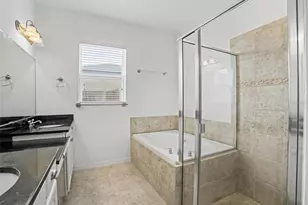 10346 Celtic Ash Dr, Ruskin, FL 33573 - Photo 11