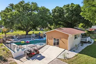 8904 Clayton Ln, Lakeland, FL 33809 - Photo 21