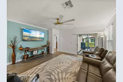 17319 Holly Well Avenue, Wimauma, FL 33598 - Photo 9