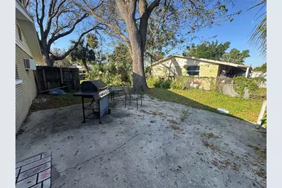 918 E 121st Avenue #A, Tampa, FL 33612 - Photo 9
