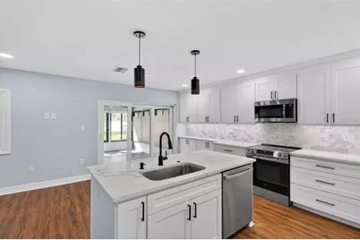 6660 Cape Hatteras Way NE #1, Saint Petersburg, FL 33702 - Photo 13