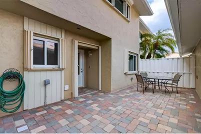 6660 Cape Hatteras Way NE #1, Saint Petersburg, FL 33702 - Photo 3
