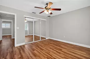 6660 Cape Hatteras Way NE, Saint Petersburg, FL 33702 - Photo 27