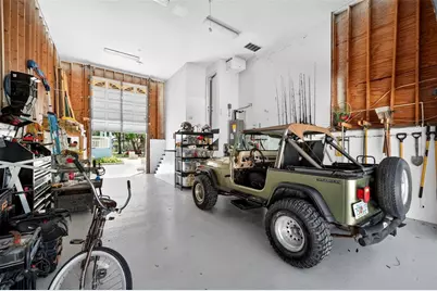 4433 Sweetwater Drive, Tampa, FL 33615 - Photo 7