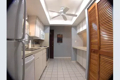 7933 Pine Drive #37, Temple Terrace, FL 33637 - Photo 7