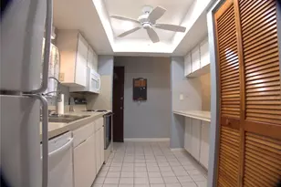 7933 Pine Dr, Temple Terrace, FL 33637 - Photo 7