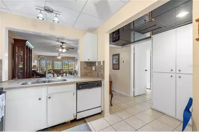 12300 Vonn Road #6103, Largo, FL 33774 - Photo 9