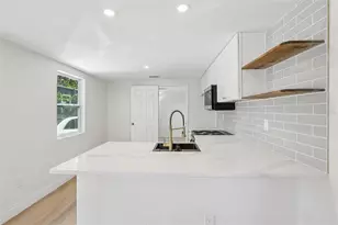 2800 13th Ave N, Saint Petersburg, FL 33713 - Photo 35