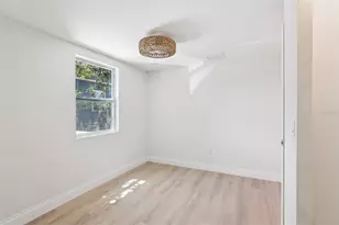 2800 13th Ave N, Saint Petersburg, FL 33713 - Photo 17