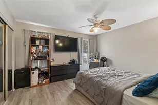 9917 Lake Dr, New Port Richey, FL 34654 - Photo 23