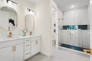 1721 W Perio St, Tampa, FL 33612 - Photo 21