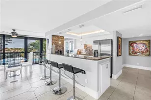 9495 Blind Pass Rd, Saint Pete Beach, FL 33706 - Photo 11