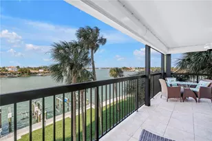 9495 Blind Pass Rd, Saint Pete Beach, FL 33706 - Photo 27