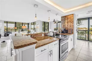 9495 Blind Pass Rd, Saint Pete Beach, FL 33706 - Photo 7