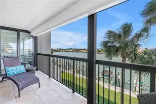 9495 Blind Pass Rd, Saint Pete Beach, FL 33706 - Photo 29