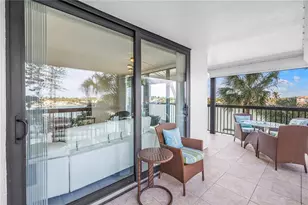 9495 Blind Pass Rd, Saint Pete Beach, FL 33706 - Photo 33