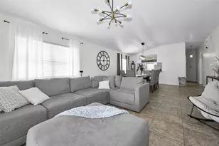 25841 Crippen Dr, Land O Lakes, FL 34639 - Photo 7