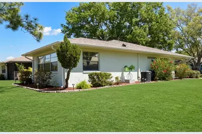 1111 Harefield Circle #62, Sun City Center, FL 33573 - Photo 17