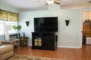 1111 Harefield Cir, Sun City Center, FL 33573 - Photo 9
