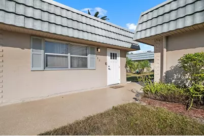 1802 Bedford Terrace #182, Sun City Center, FL 33573 - Photo 1