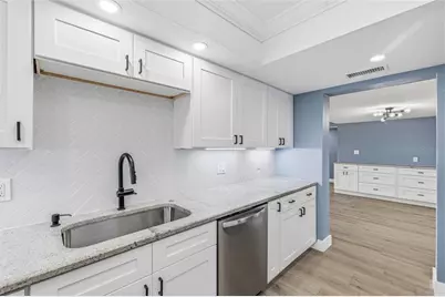 7520 Sunshine Skyway Lane S #T22, Saint Petersburg, FL 33711 - Photo 23