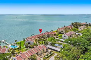 7520 Sunshine Skyway Ln S, Saint Petersburg, FL 33711 - Photo 11