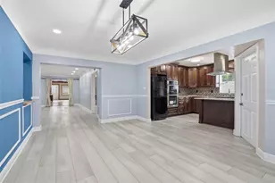2121 Park St N, Saint Petersburg, FL 33710 - Photo 5