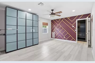 2121 Park Street N, Saint Petersburg, FL 33710 - Photo 21