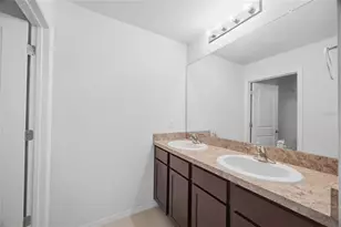 15417 Ibis Fall Pl, Sun City Center, FL 33573 - Photo 29