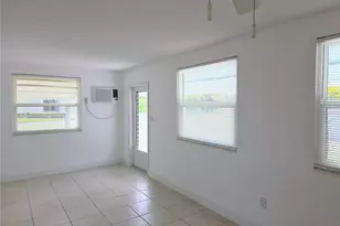 6931 Hibiscus Ave S, South Pasadena, FL 33707 - Photo 7