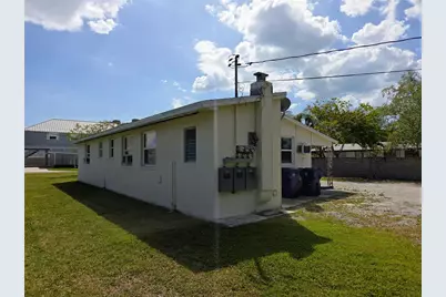6931 Hibiscus Avenue S #1A, South Pasadena, FL 33707 - Photo 17
