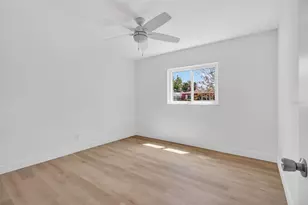 7919 Causeway Blvd S, Saint Petersburg, FL 33707 - Photo 29