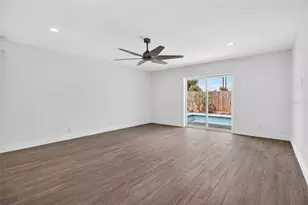 7919 Causeway Blvd S, Saint Petersburg, FL 33707 - Photo 21