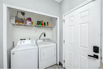 1835 16th Street S, Saint Petersburg, FL 33705 - Photo 29