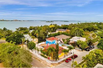 306 Marshall Street, Clearwater, FL 33755 - Photo 1