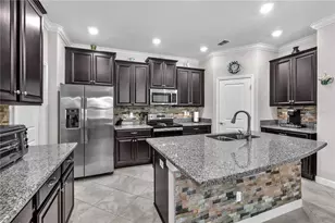 13932 Painted Bunting Ln, Riverview, FL 33579 - Photo 7