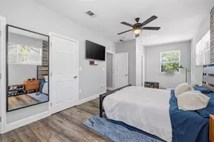 1709 NE Lambright St, Tampa, FL 33610 - Photo 13